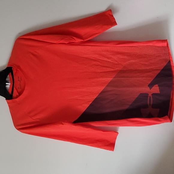 Under Armoir Mens Fitted Heatgear T-Shirts size XS - Picture 2 of 5